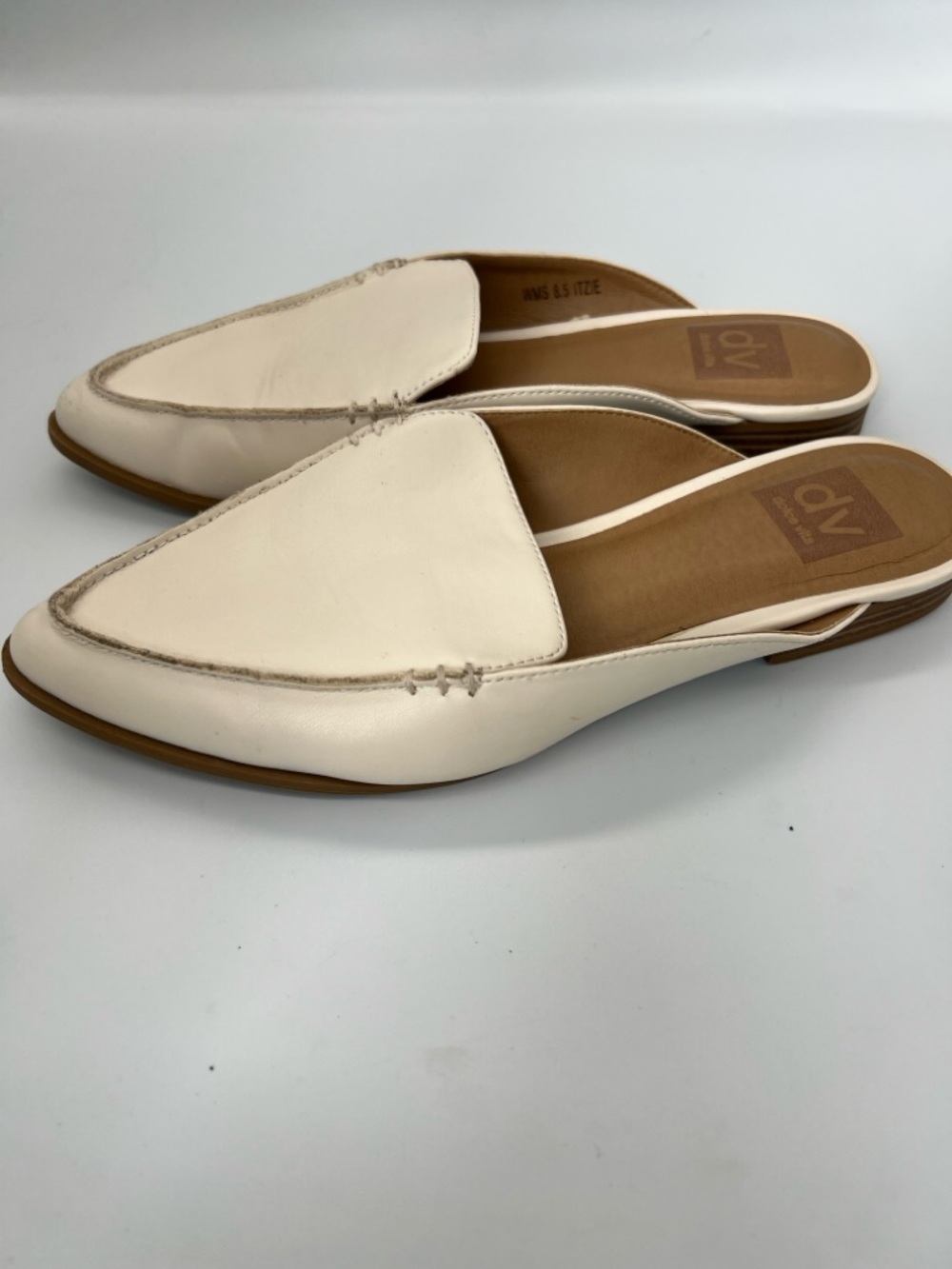 DV by Dolce Vita Cream Pointed Slip-On Mules - Picture 3 of 4
